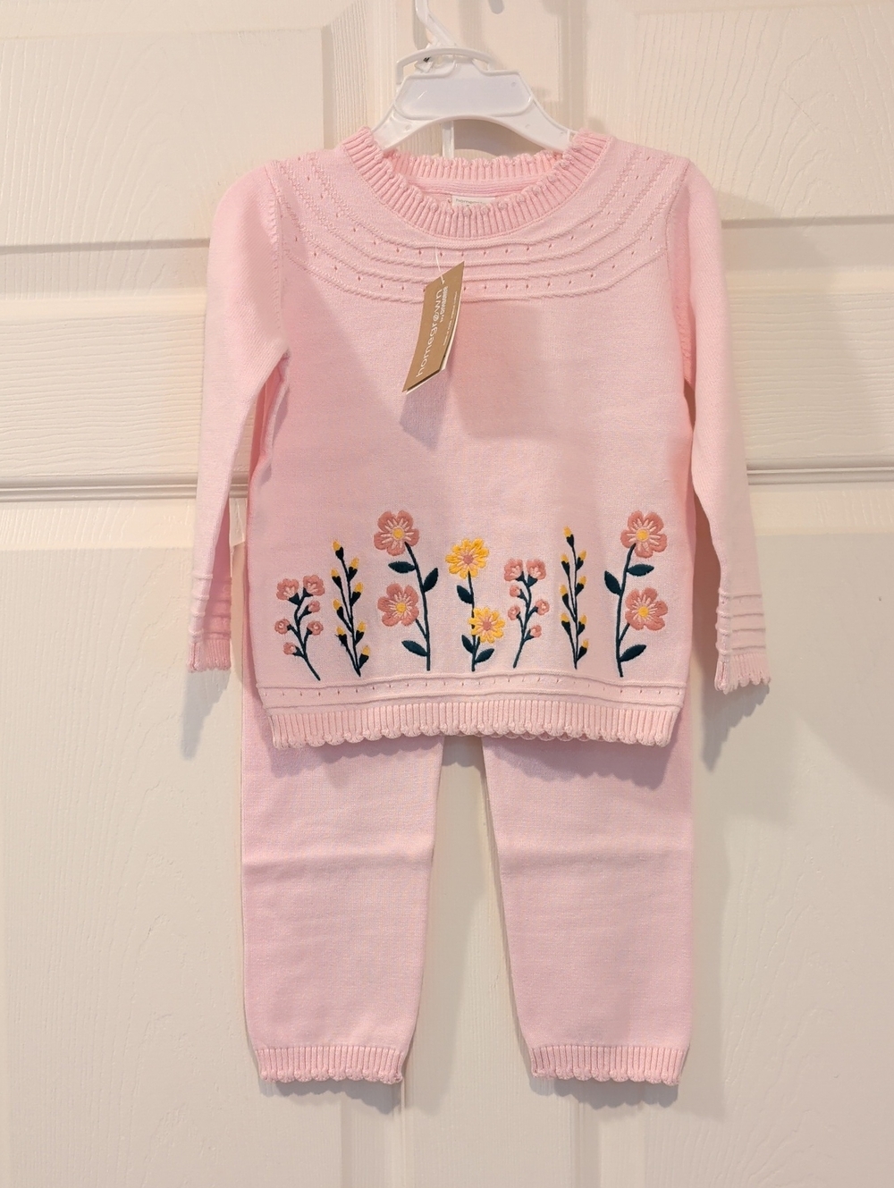 Lovely Home Grown by Gymboree Pink Sweater Set with Embroidered Flowers NWT